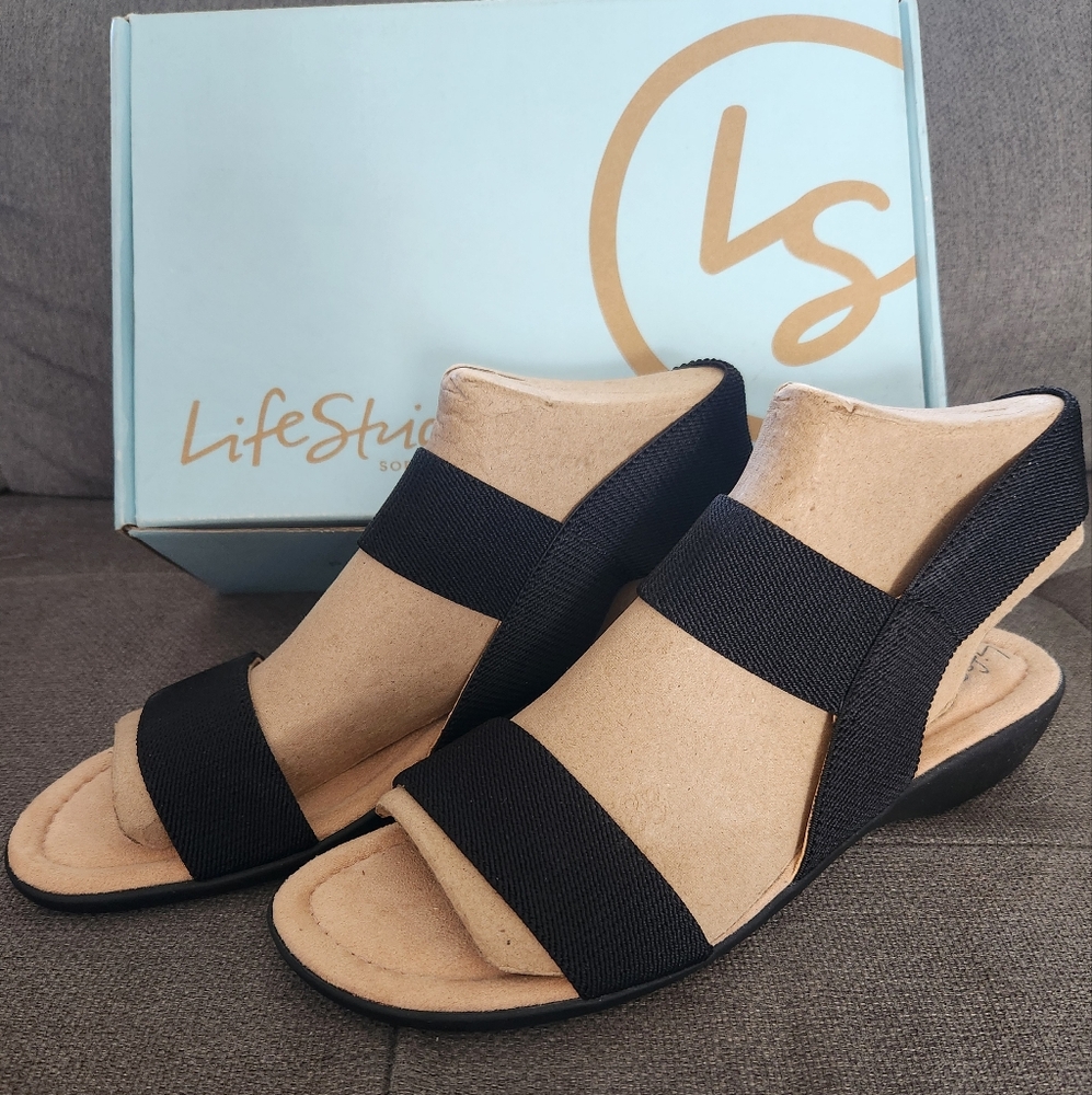 Life stride sandles